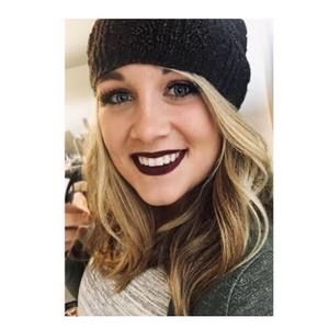 Meet your Posher, Dayna